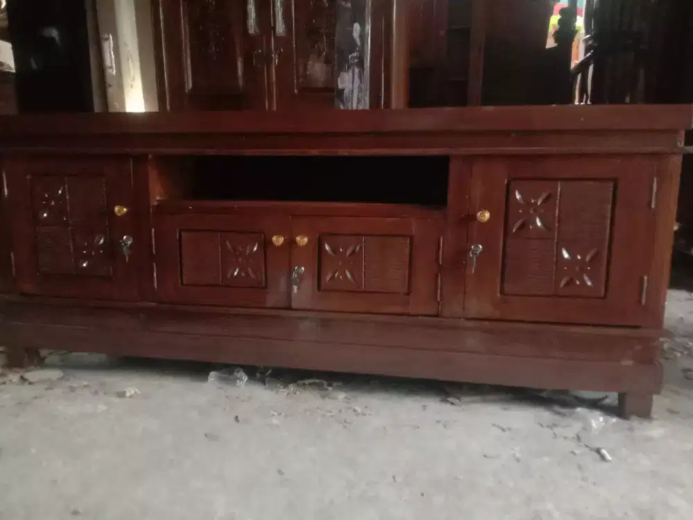 Bufet tv bahan kayu jati minimlis