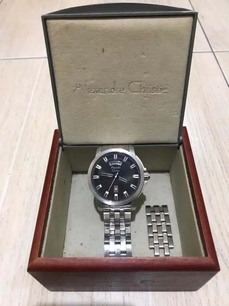 jam tangan pria alexandre christie