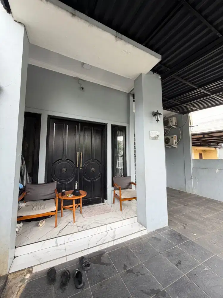 Jual Rumah dalam komplek dekat tol sawangan