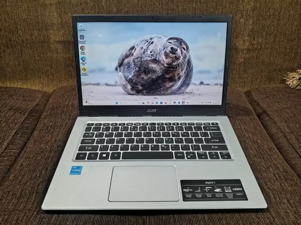 DIJUAL CEPAT LAPTOP ACER ASPIRE 5 CORE I3 RAM 8 SSD 512 MASIH BAGUS