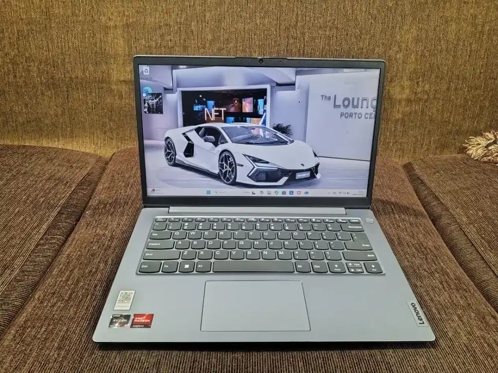 DIJUAL CEPAT LAPTOP LENOVO V14 RYZEN 3 RAM 4 SSD 256 MASIH BAGUS