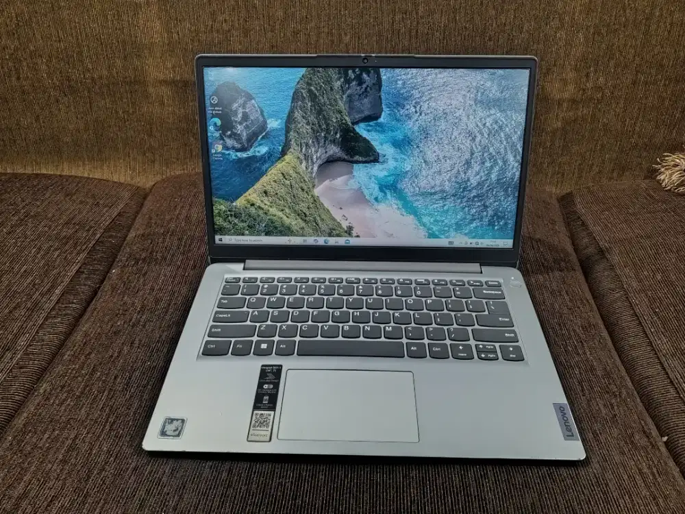 LAPTOP LENOVO IDP 1 CELERON RAM 4 SSD 256 MASIH BAGUS NORMAL