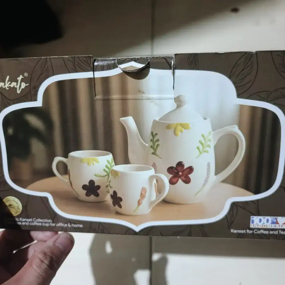 dijual Teko teh dan teko kopi
baru
Nego halus