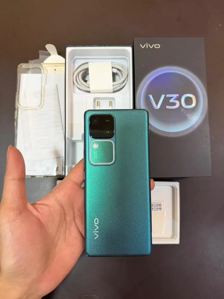 Vivo V30 5G 8/256GB Mulus, Fullset, Nominus