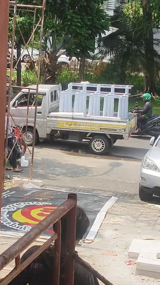 Rak besi siku serba guna cocok untuk Naru barang