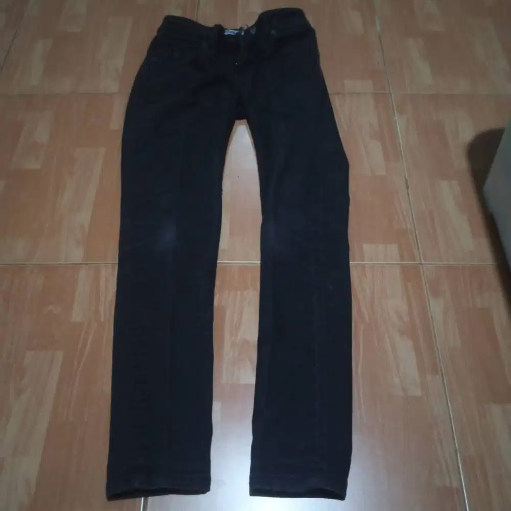 Jual Jeans Loius
