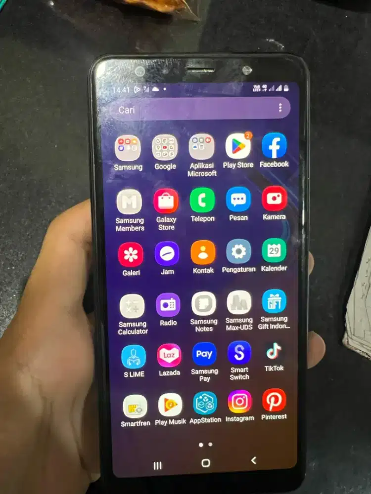 Jual cepet samsung a7 2018 ram4/64gb original like new mulus