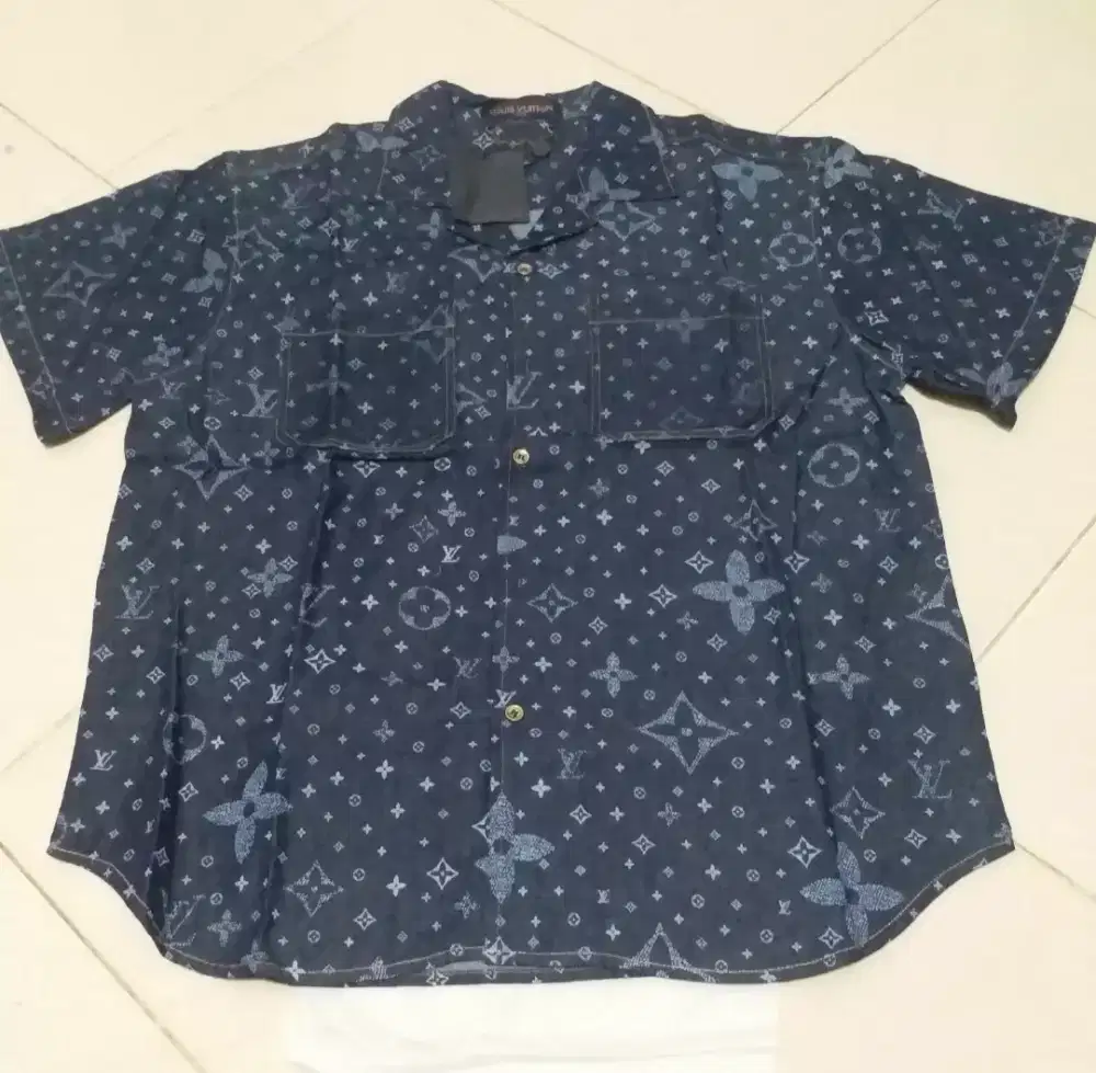 Kemeja Louis Vuitton Original Size M (LD 105 sd 110) Baru Fulltag