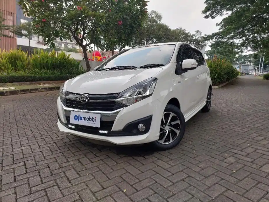 DP 5% Daihatsu Ayla 1.2 R Putih C4EQK