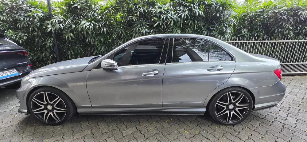 JUAL CEPAT Mercedes-Benz C200 CGI 2014