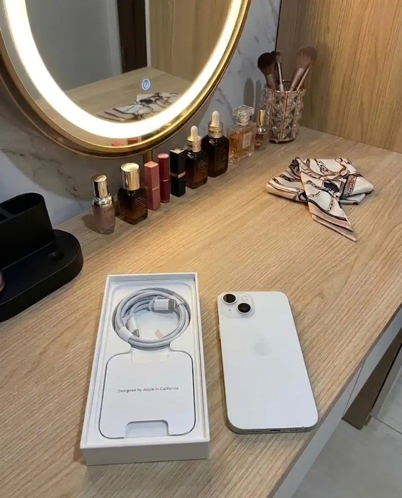 iPhone 15 256gb garansi ibox