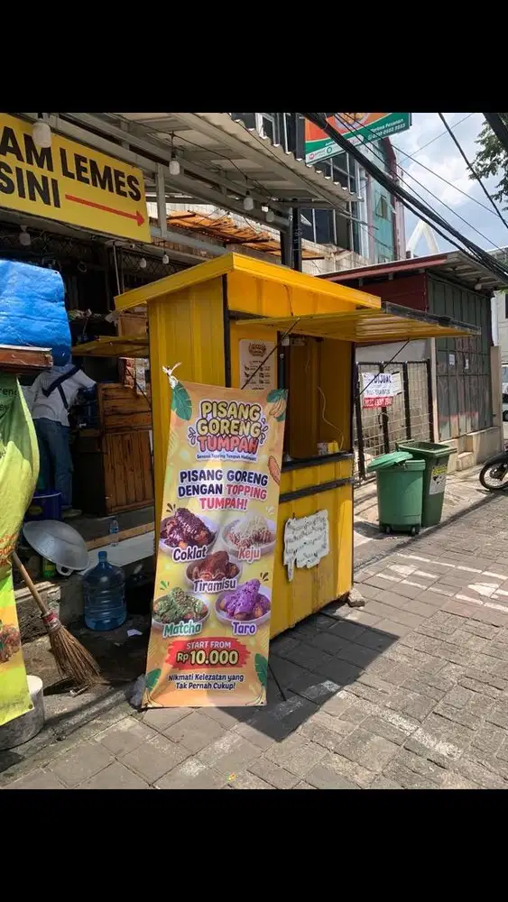 Lowongan kerja jaga booth kontener pisang goreng bidara cina