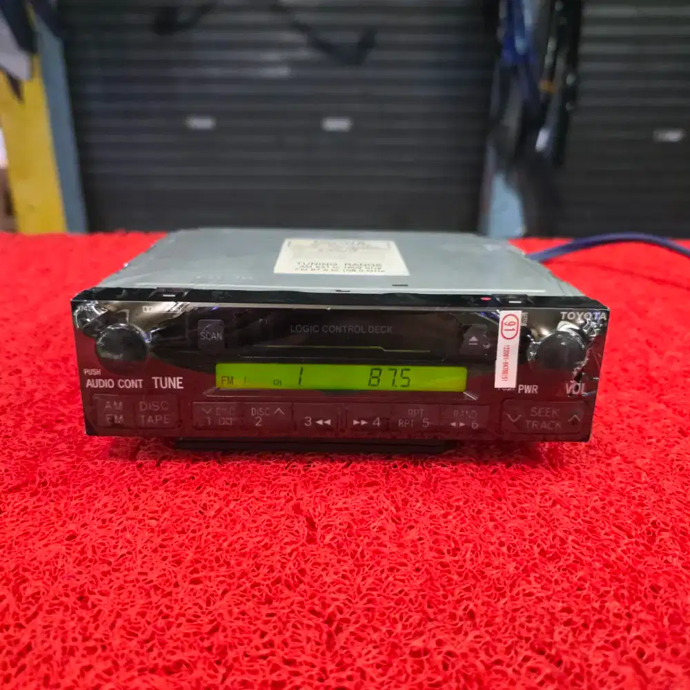 Head Unit Single Din Toyota Innova G 2005 Kaset Radio FM AM Orisinil