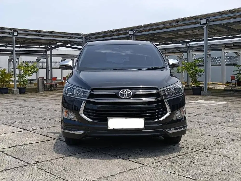 Toyota Kijang Innova Venturer 2.4 AT 2019