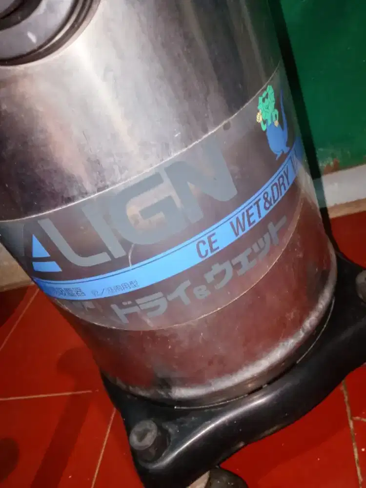 Jual vacum clener WEET AND DRY masih mulus sedotan kencang