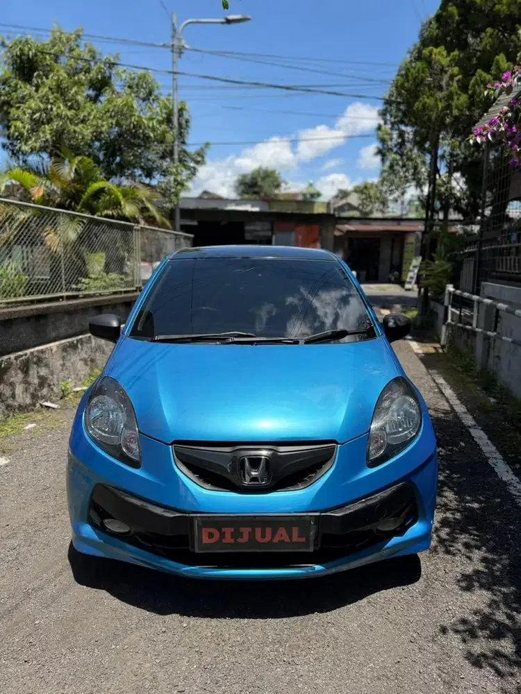 Honda Brio e CBU 1.3 2012 AT