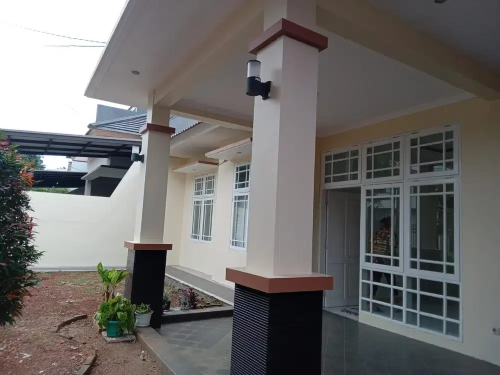 Disewakan rumah di villa melati mas