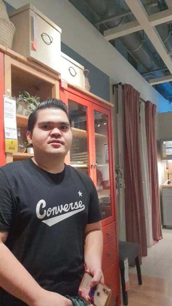 Muhamad Rizki Hub - Sales Consultant | Website Master | Designer