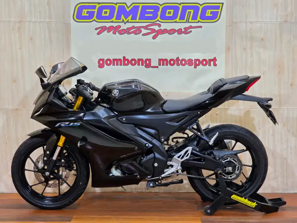 YAMAHA R15 V4 2022