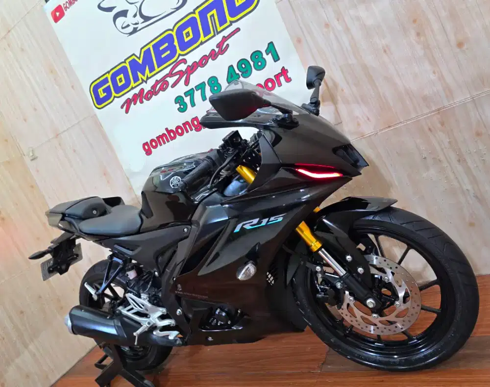 YAMAHA R15 V4 2022