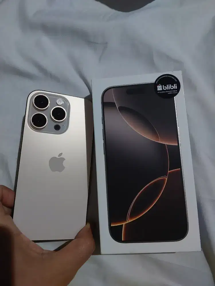 Iphone 16 pro 128 good condition