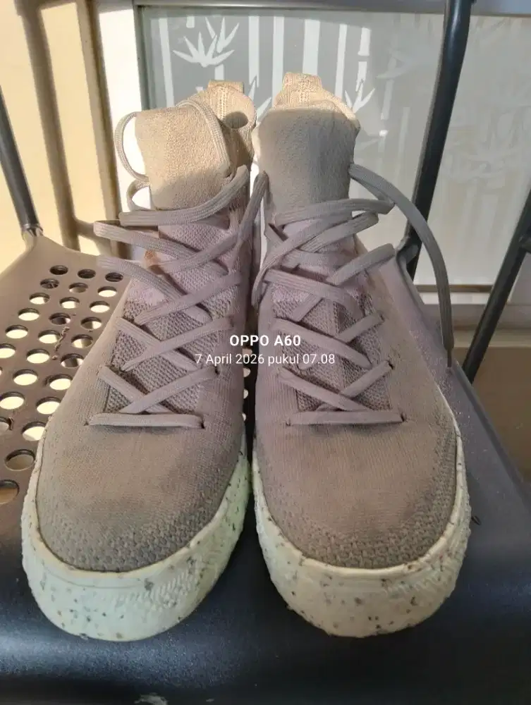 Sepatu Converse Chuck Taylor