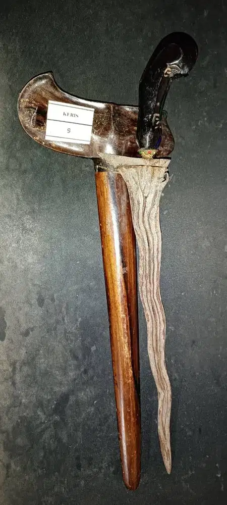 Keris luk 5 nomor 9