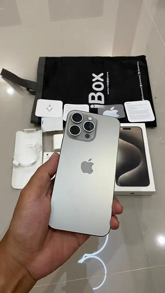 Iphone 15 promax 256 titanium