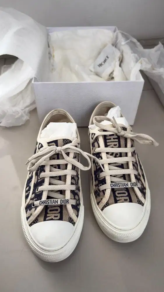 Preloved sepatu Dior ori