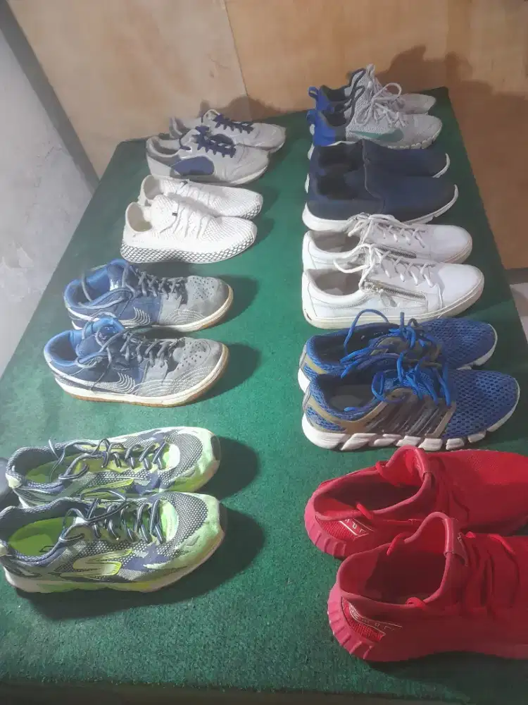 Jual borongan 9 pasang sepatu branded second..size 42 43 44.