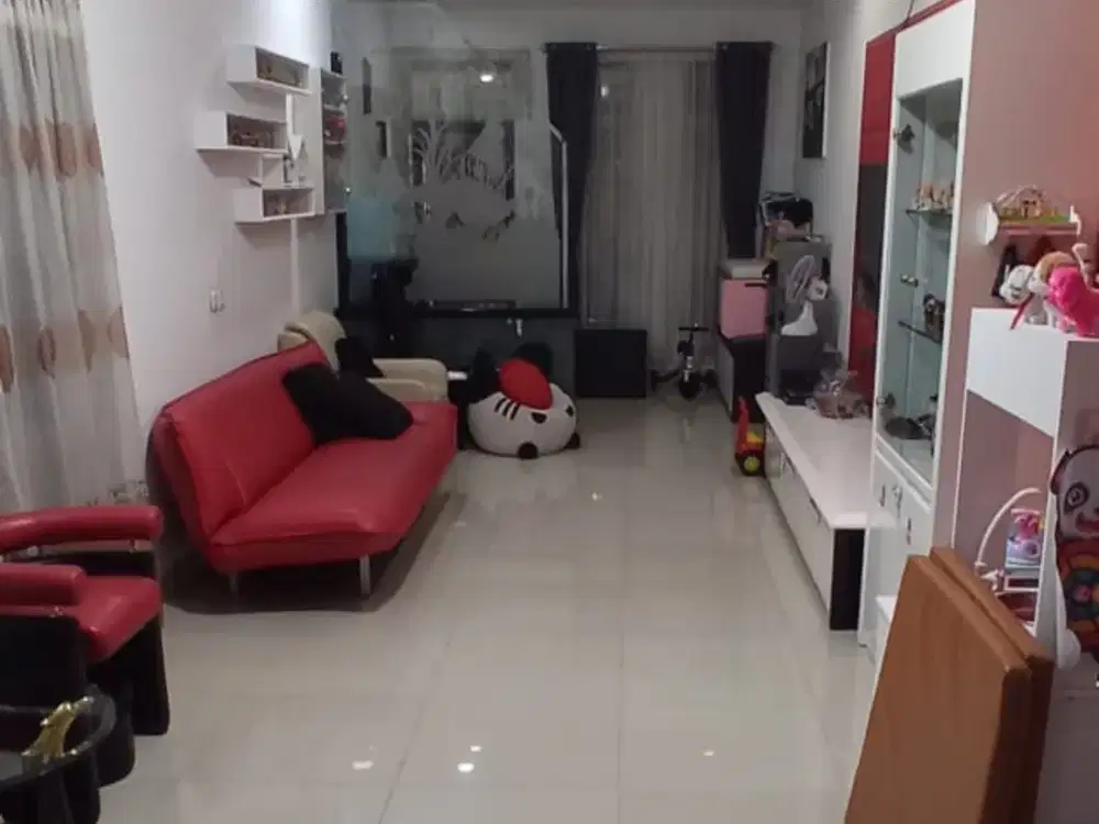 Dijual Rumah Bagus Nyaman Siap Huni Minimalis Lokasi di Taman Holis Indah 1 Bandung