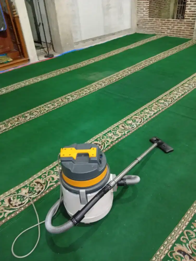 Cuci sofa springbed tangerang