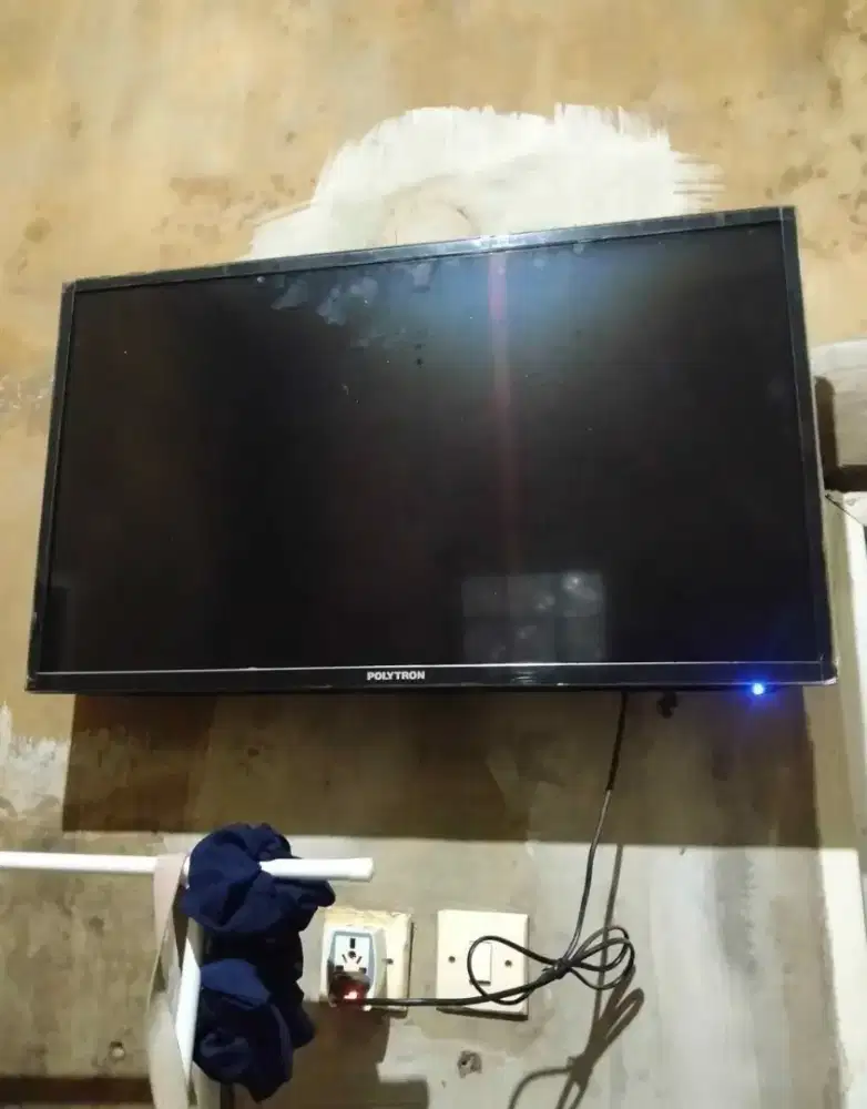 Bracket tv gantungan tv/briket tv/breket tv/braket tv