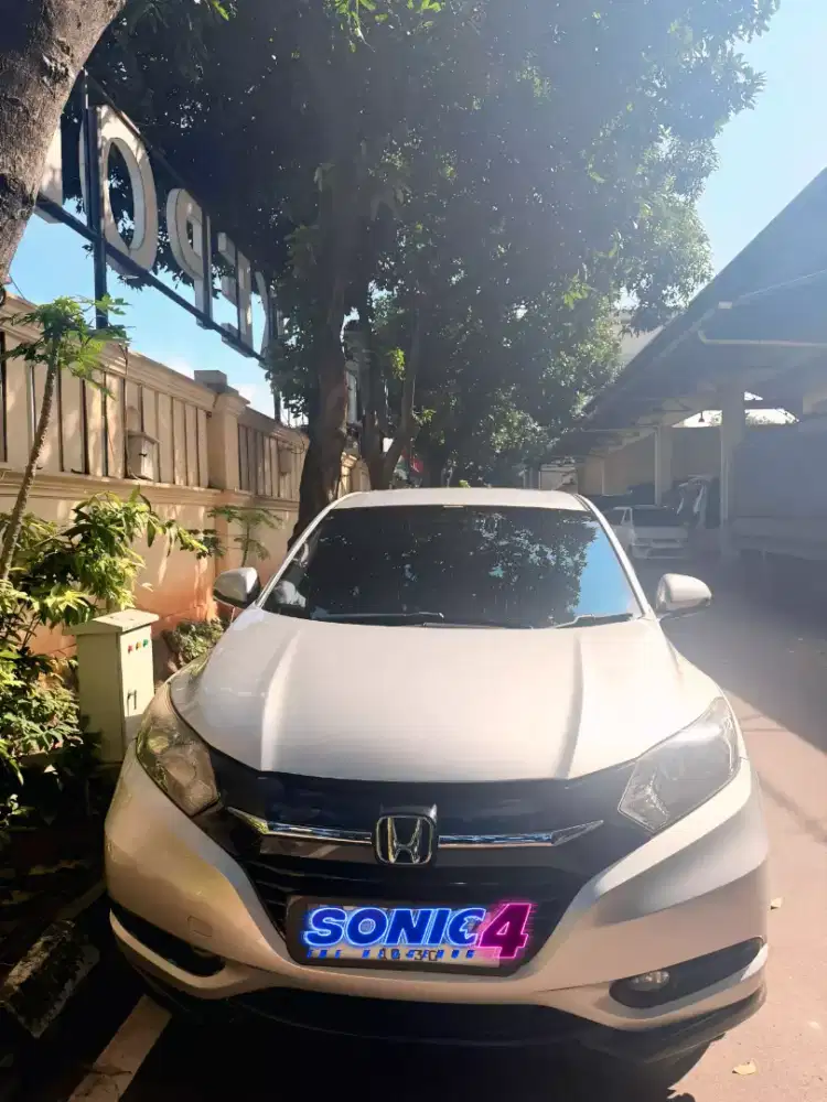 Dijual Honda HRV 1.5 A/t Sunroof