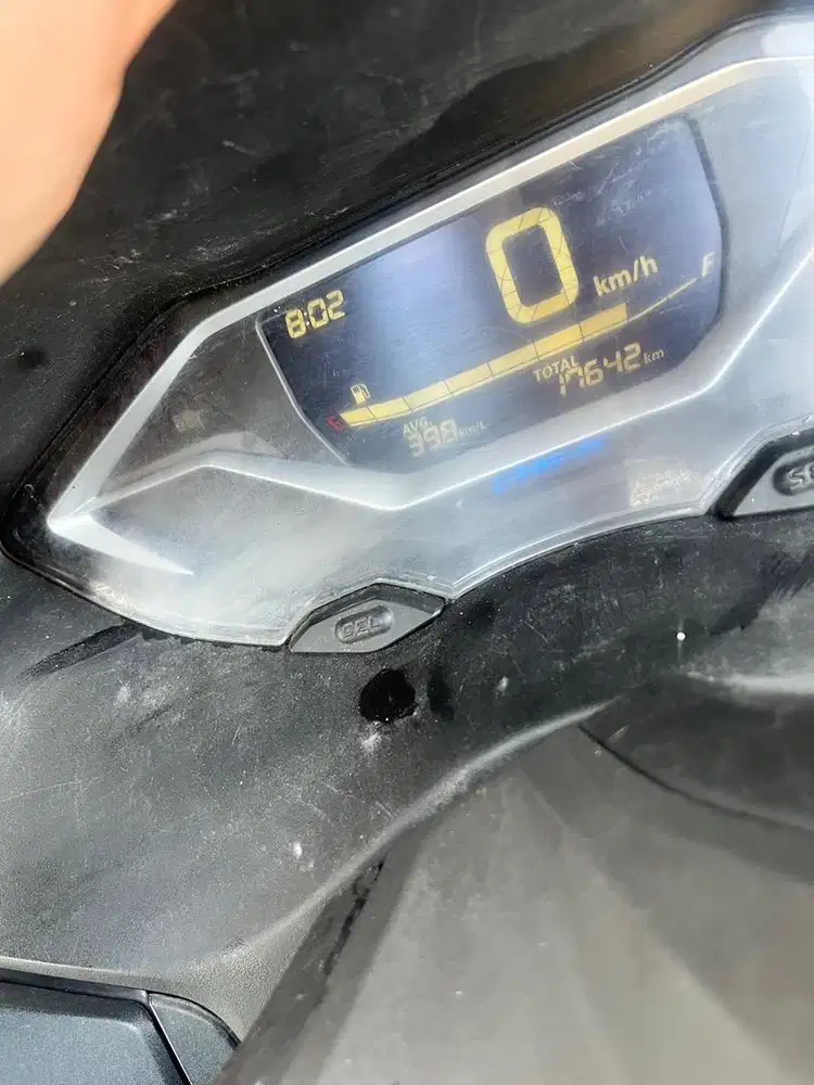 Dijual pcx 2025 km 17.000