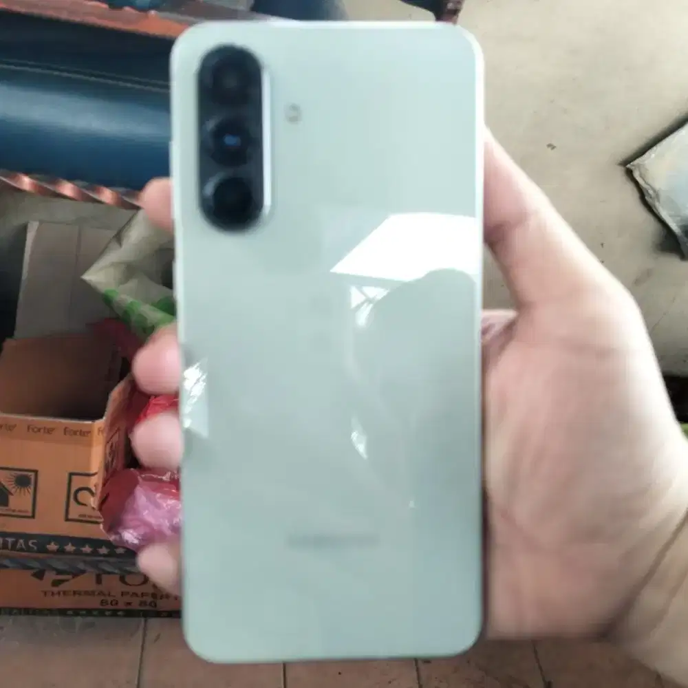 Samsung A56 12 GB / 256 GB