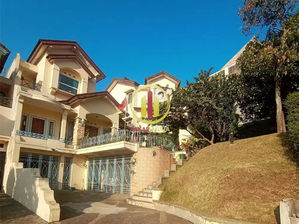 Rumah Lux 3 Lantai di Komplek Alamanda Dago BANDUNG- Dekat ITB (LT 659m²)