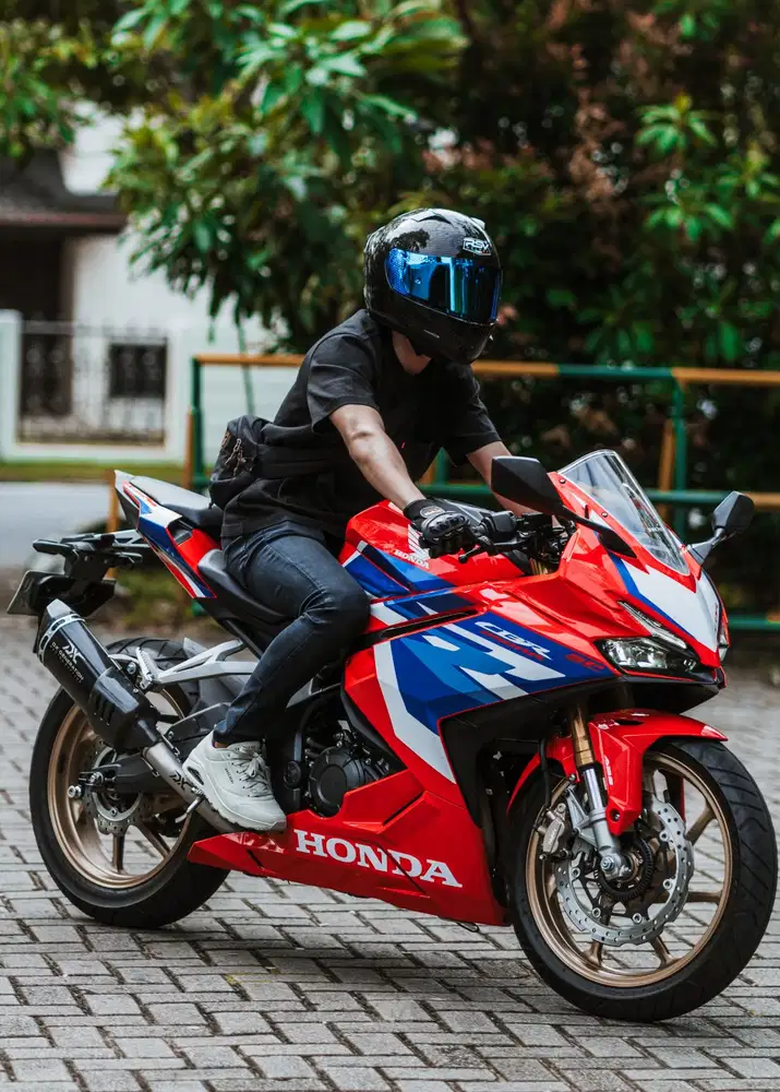 Dijual CBR250RR ABS SP QS Tricolor TIPE TERTINGGI tahun 2023