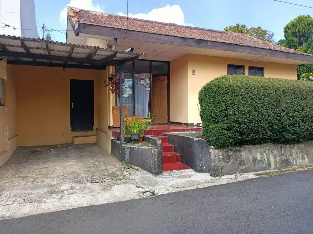 JUAL MURAH HITUNG TANAH GEGERKALONG - LEBAR MUKA 14M (COCOK UNTUK KOS/RUMAH)