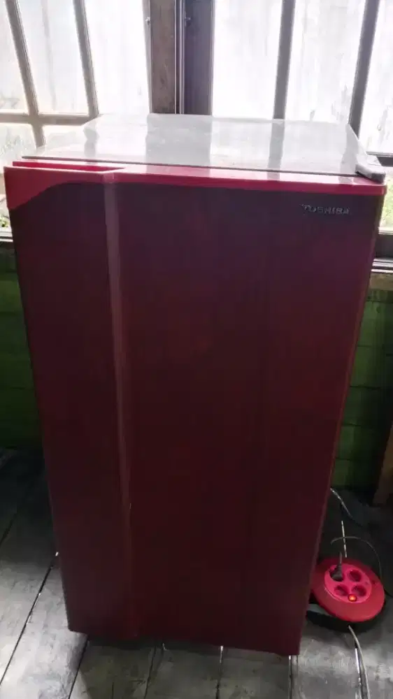 Kulkas 1pintu tosibha glacio siap pakai