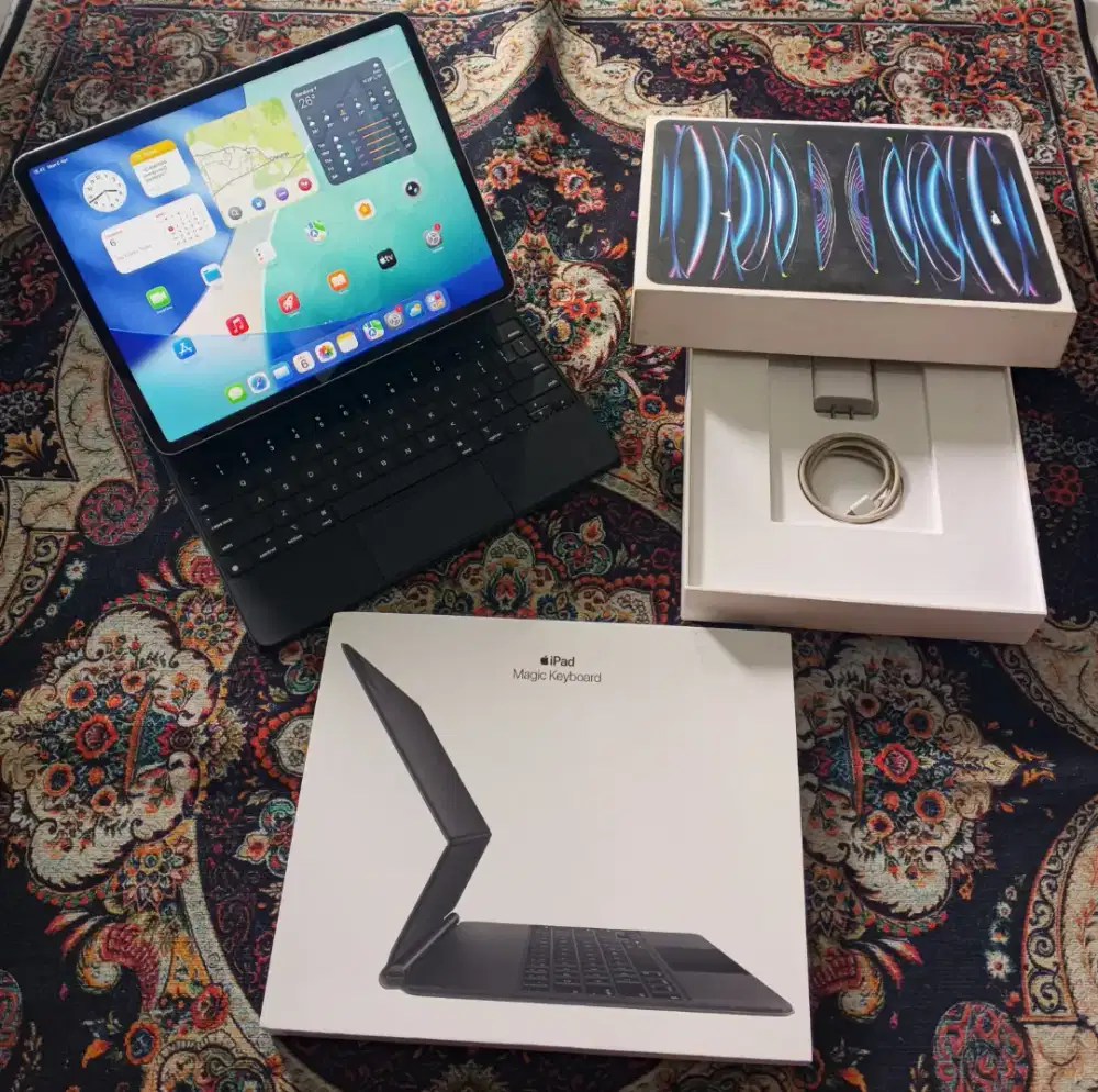 Ipad Pro M2 12.9 WiFi Cell 128GB Silver Inter + Magic Keyboard ORI