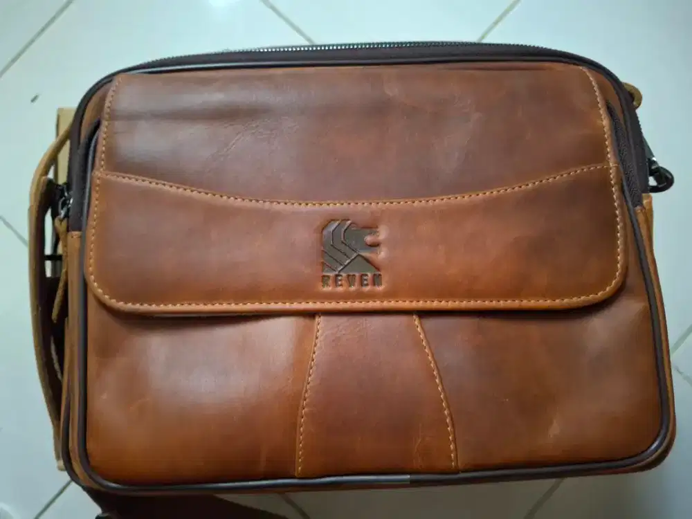 BIMA SLIM BAG BY REVEN LEATHER WARNA TAN