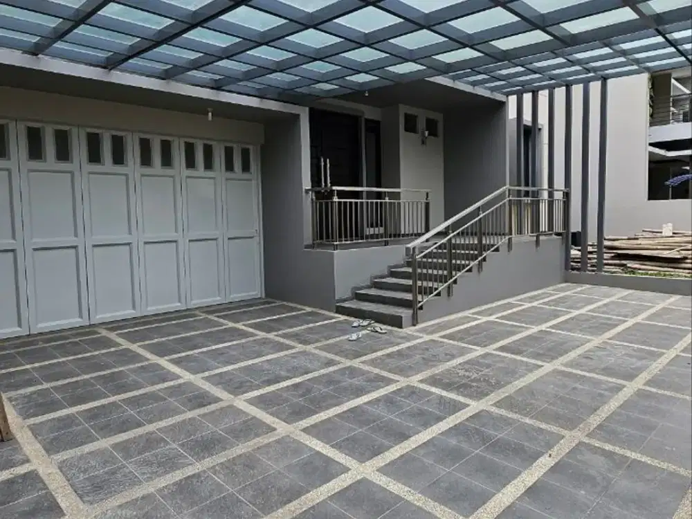 RUMAH LUX Mewah Siap Huni di Kawasan Elite Batununggal Indah, Buahbatu, Bandung.