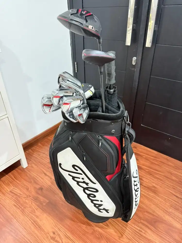 Jual full set stik golf bekas. Kondisi 95%