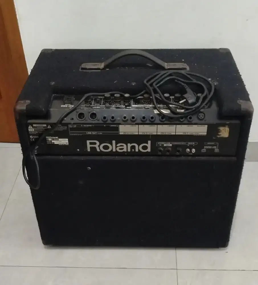 Amply keyboard Roland KC550