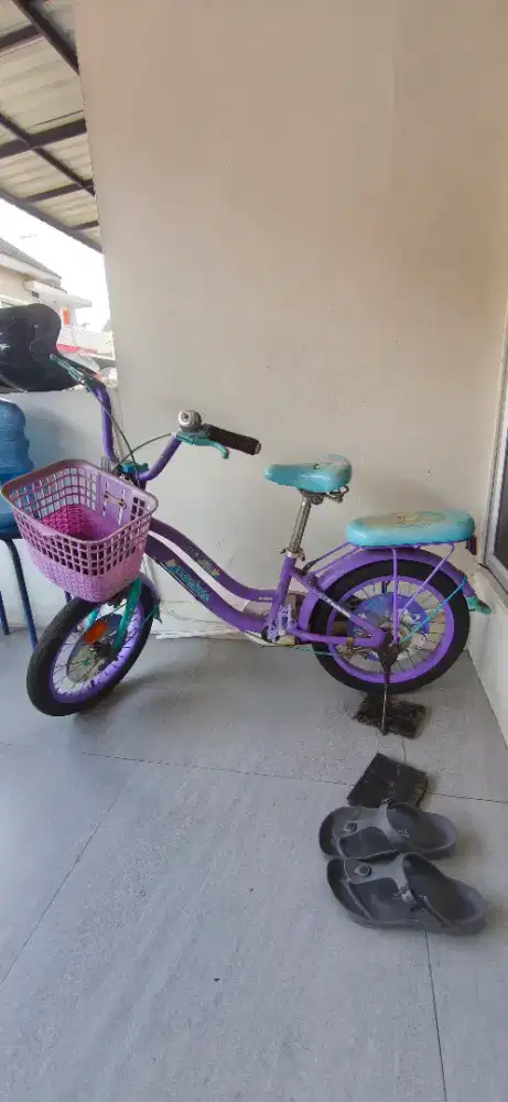 Sepeda anak perempuan pasific