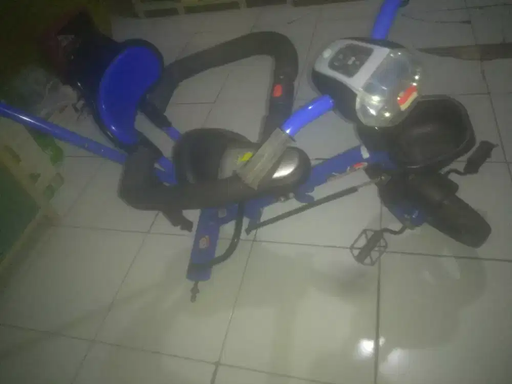 Di jual aja kondisi sesuai Poto