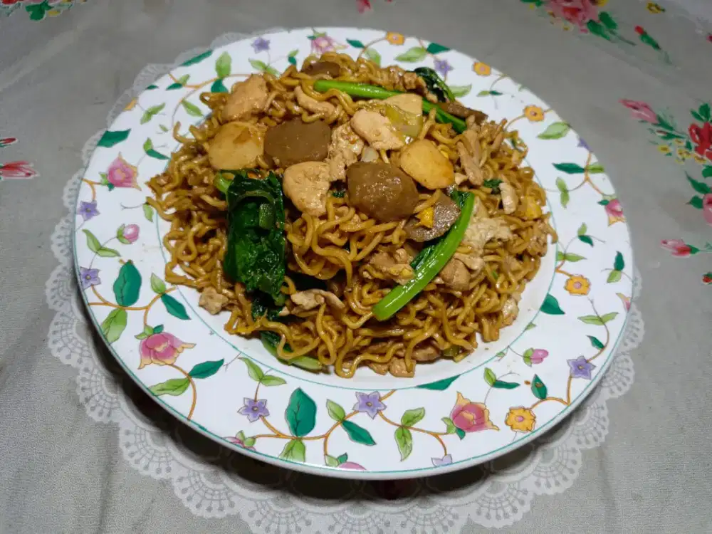 Menerima pesanan Bakmi Goreng Halal