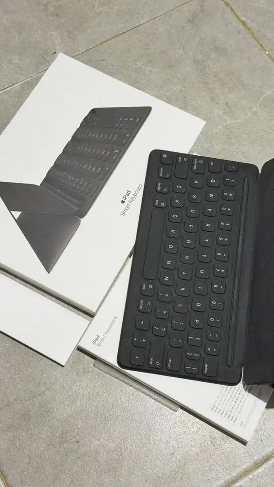 Apple Smart Keyboard Lengkap