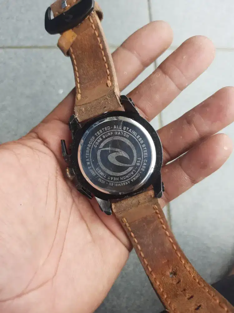 Jam tangan ripcurl chrono